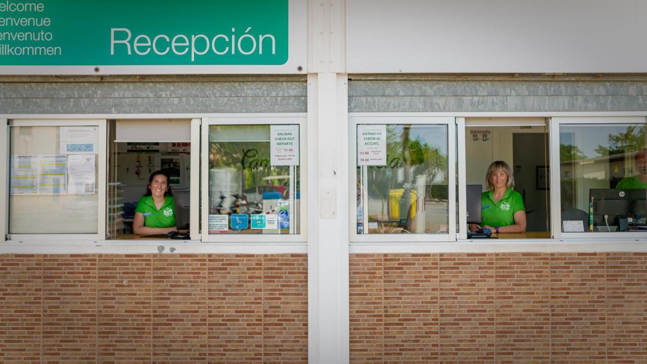 Camping Valencia - Bungalows Puzol Exterior photo